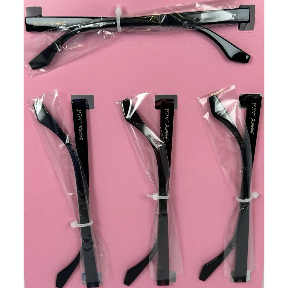 Betsey Johnson Reading Glasses 4 Pack +2.50 Floral Readers Gift Set Cute Frames